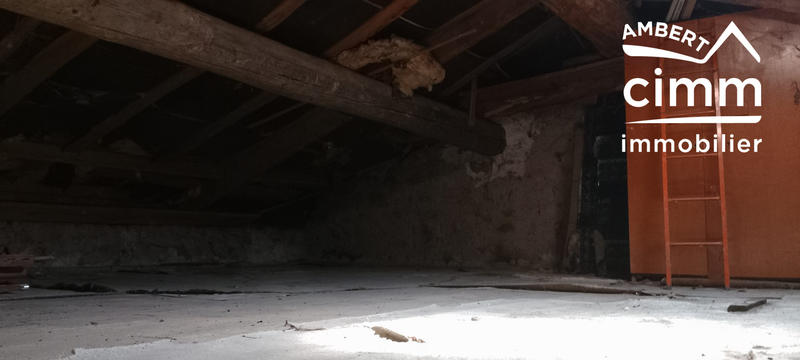 Maison - 72 m² - 8 pièces