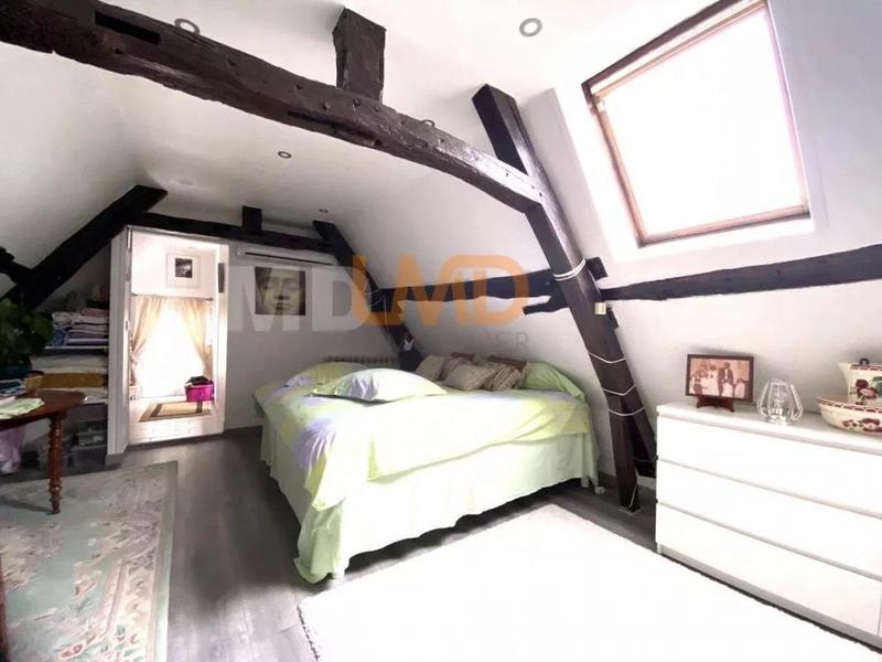 Maison chambre d'hôtes - 250 m² - 17 pièces