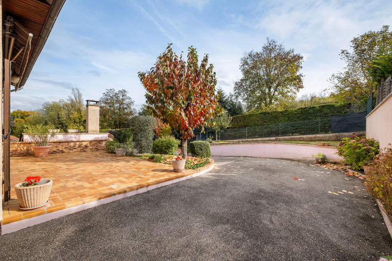 Maison - 157 m² - 7 pièces