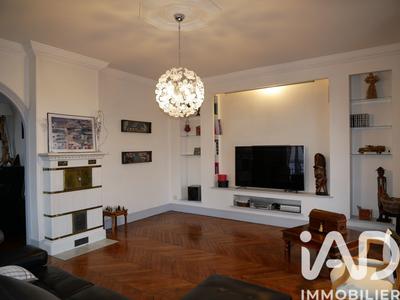 Maison - 231 m² - 8 pièces