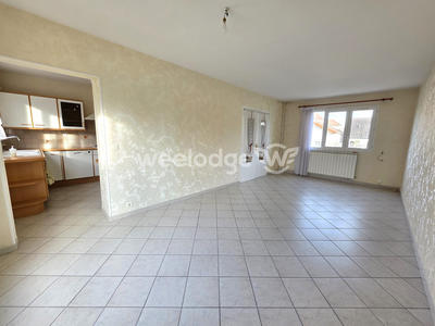 Maison - 80 m² - 5 pièces
