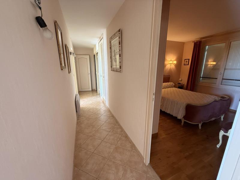 Maison traditionnelle - 110 m² - 5 pièces