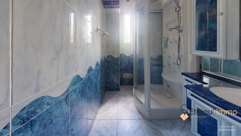 Maison - 144 m² - 2 pièces