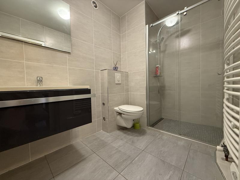 Appartement - 175 m² - 6 pièces