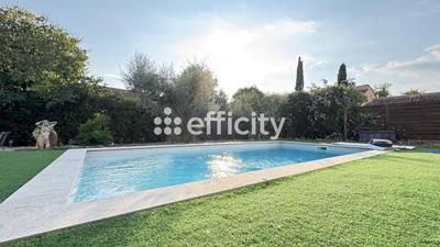 Maison - 147 m² - 5 pièces