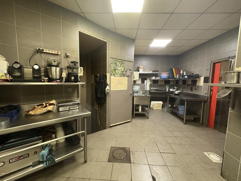 Fonds de commerce - Hôtellerie / Restauration - 230 m²