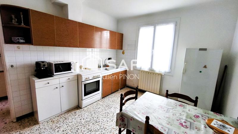 Maison - 94 m² - 5 pièces