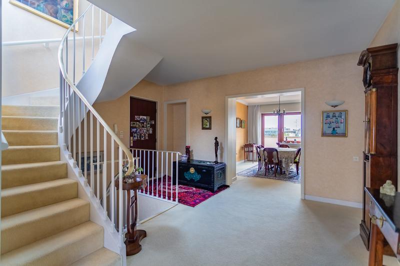 Appartement - 187 m² - 7 pièces