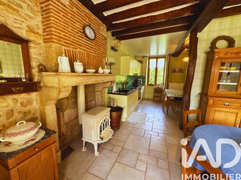 Maison - 197 m² - 7 pièces