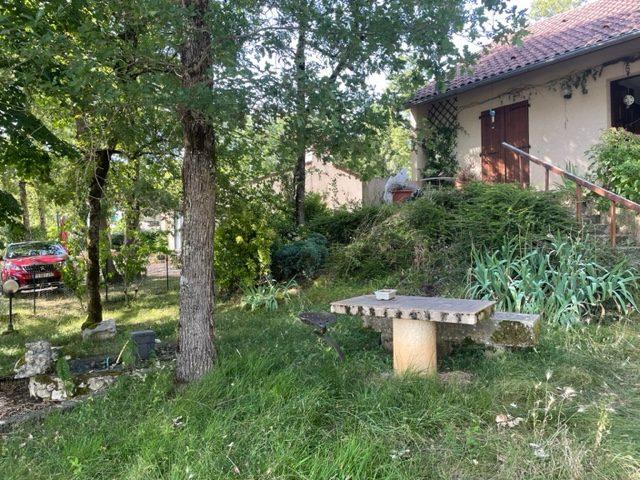 Maison - 98 m² - 5 pièces