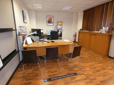 Local commercial - 81 m²