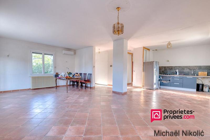 Maison - 215 m² - 10 pièces