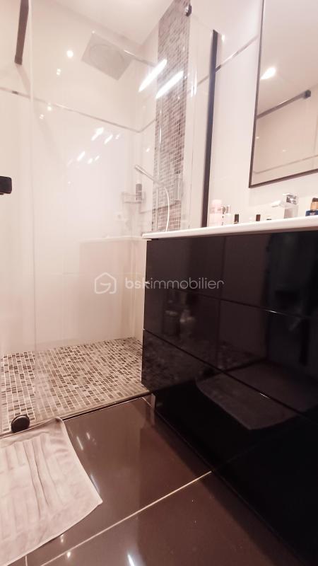 Maison - 127 m² - 5 pièces