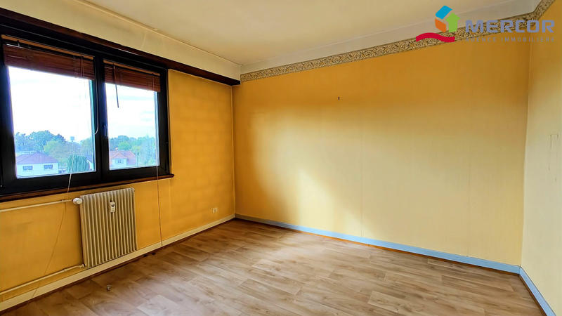 Appartement - 95 m² - 5 pièces