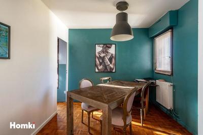 Appartement - 94 m² - 4 pièces