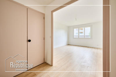 Appartement - 88 m² - 4 pièces