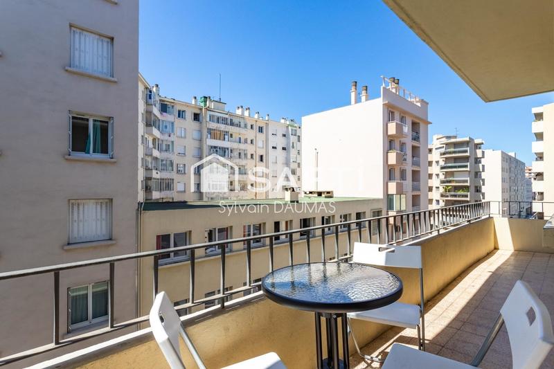 Appartement - 76 m² - 4 pièces