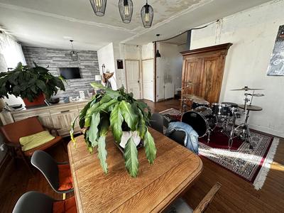 Maison - 111 m² - 6 pièces