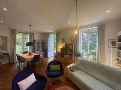 Propriété - 136 m² - 5 pièces