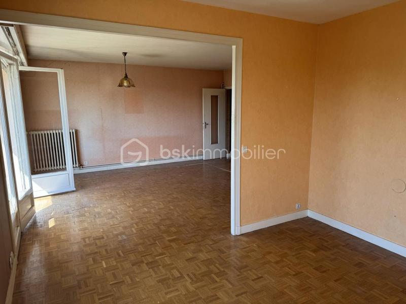 Appartement - 84 m² - 4 pièces