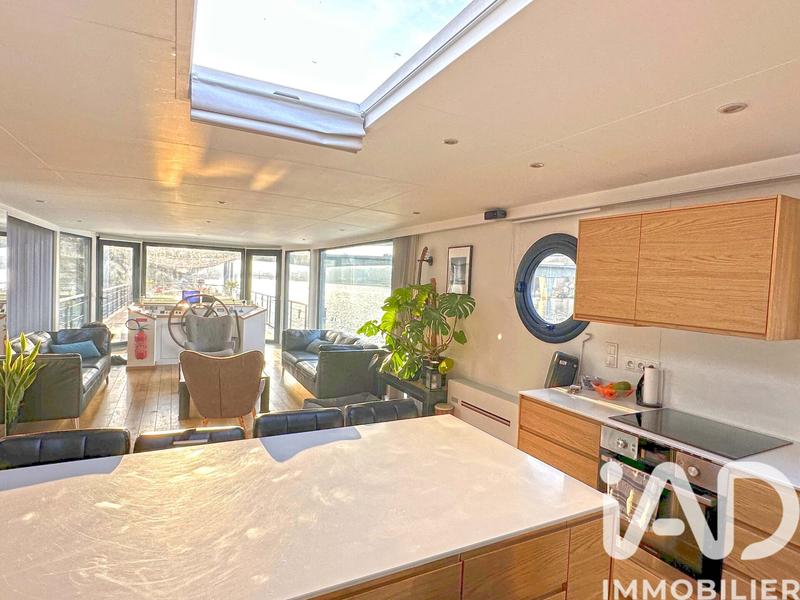 Appartement - 200 m² - 7 pièces