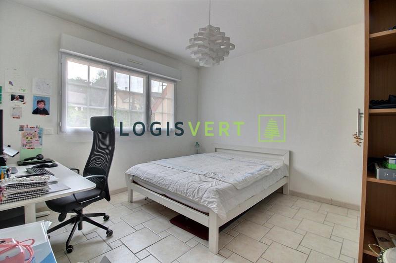 Maison - 137 m² - 6 pièces