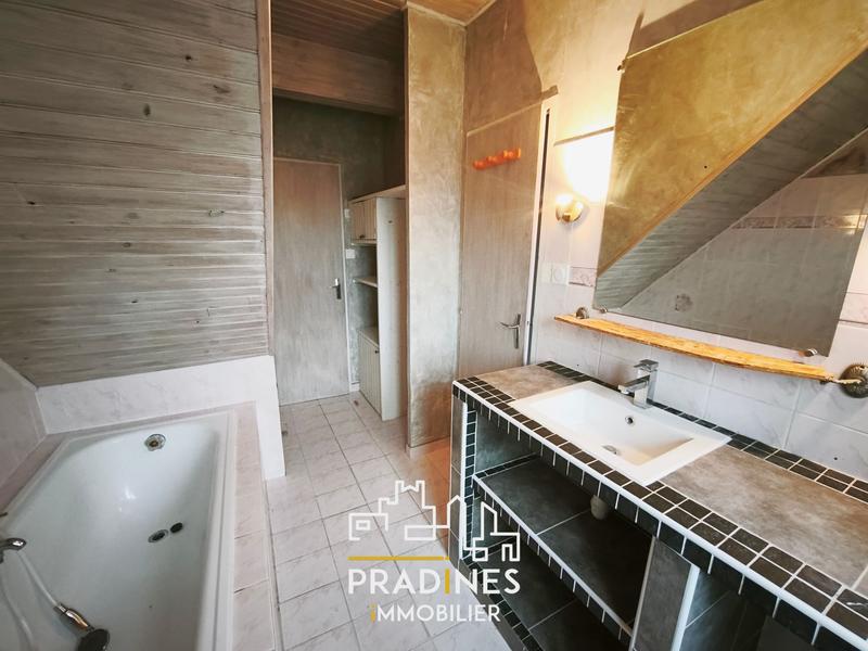 Maison - 150 m² - 5 pièces