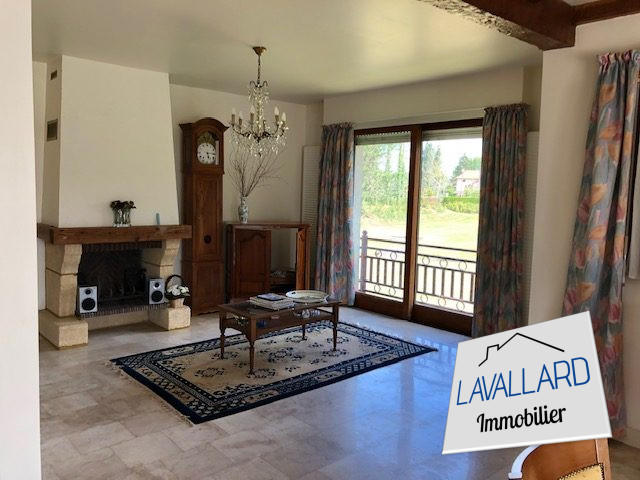 Villa - 220 m² - 5 pièces