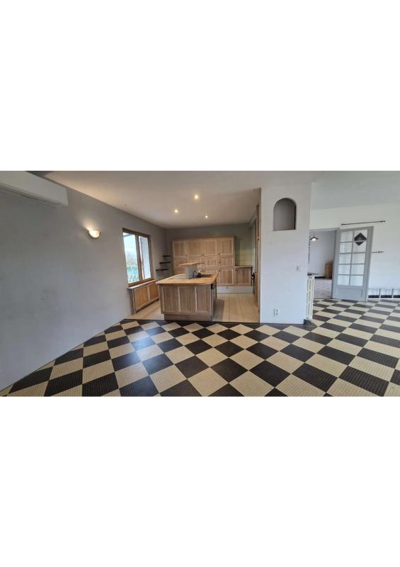 Maison - 151 m² - 6 pièces