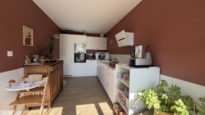 Maison - 111 m² - 6 pièces