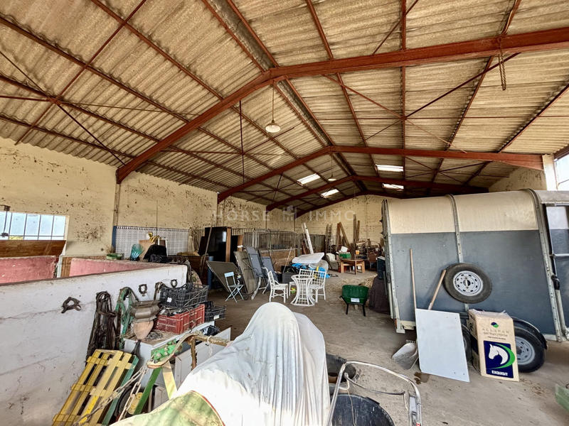 Mas - 453 m² - 20 pièces