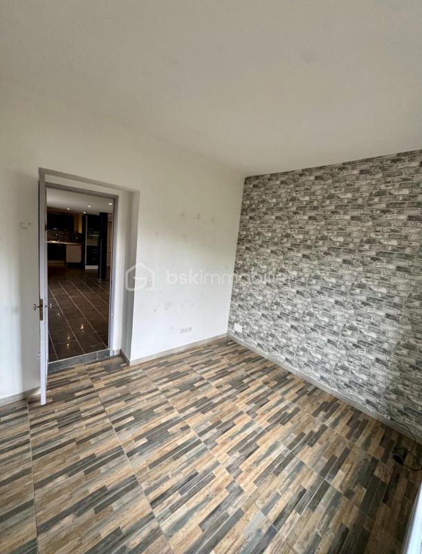 Villa - 99 m² - 4 pièces