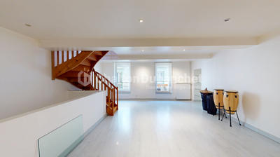 Appartement - 221 m² - 8 pièces