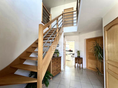 Maison - 144 m² - 6 pièces