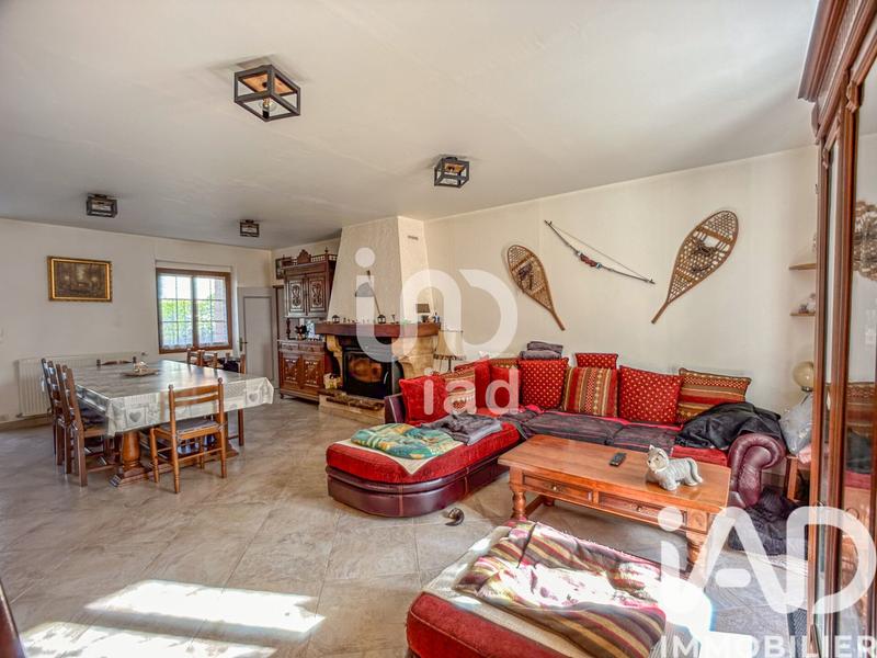 Maison - 200 m² - 6 pièces