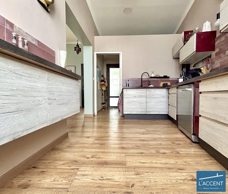 Appartement - 137 m² - 4 pièces