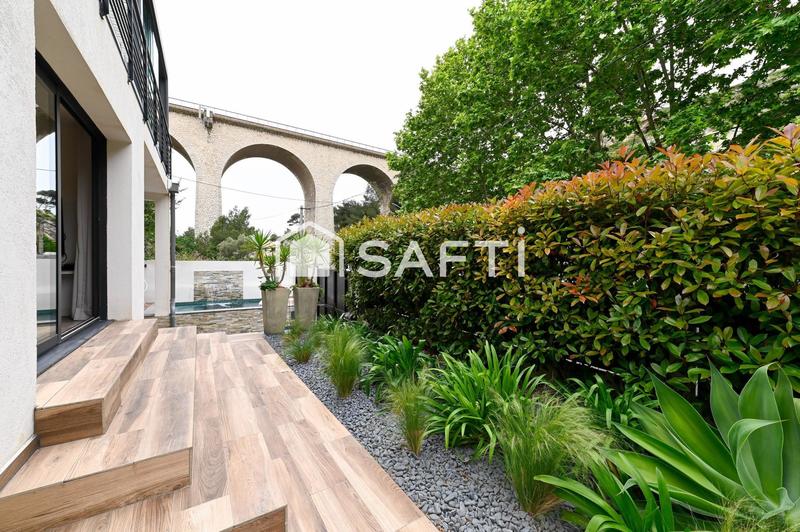 Maison - 191 m² - 7 pièces