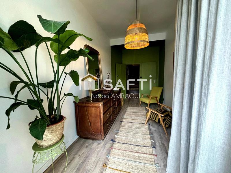 Appartement - 223 m² - 7 pièces