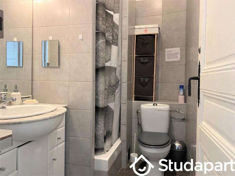 Chambre - 14 m² - 1 pièce