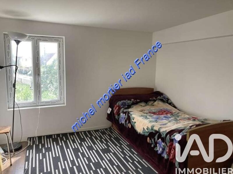 Maison - 217 m² - 9 pièces