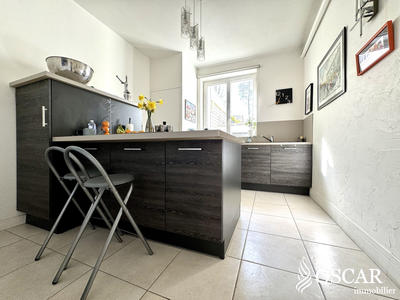 Maison - 134 m² - 8 pièces