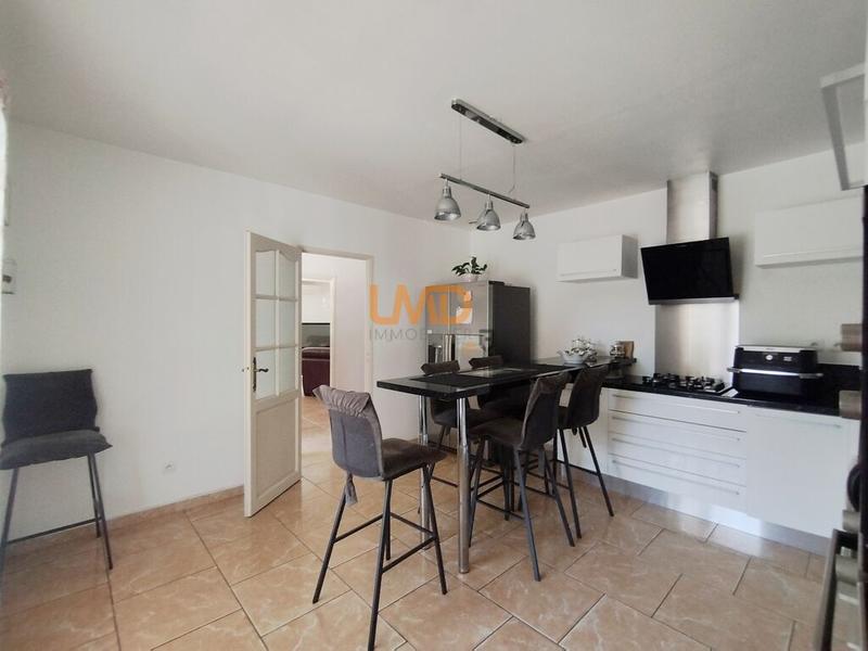 Maison - 140 m² - 5 pièces