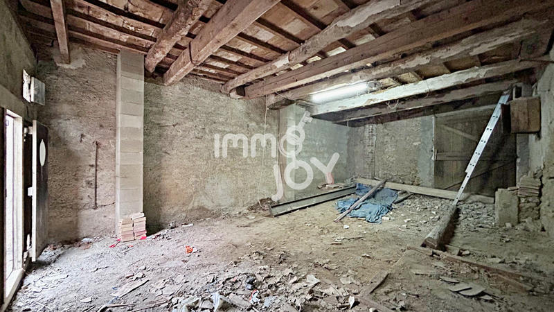 Maison - 90 m² - 1 pièce