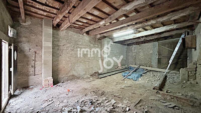 Maison - 90 m² - 1 pièce