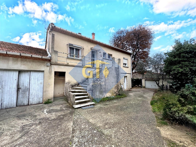 Propriété - 145 m² - 7 pièces