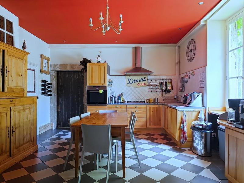 Maison de maîtres - 484 m² - 16 pièces