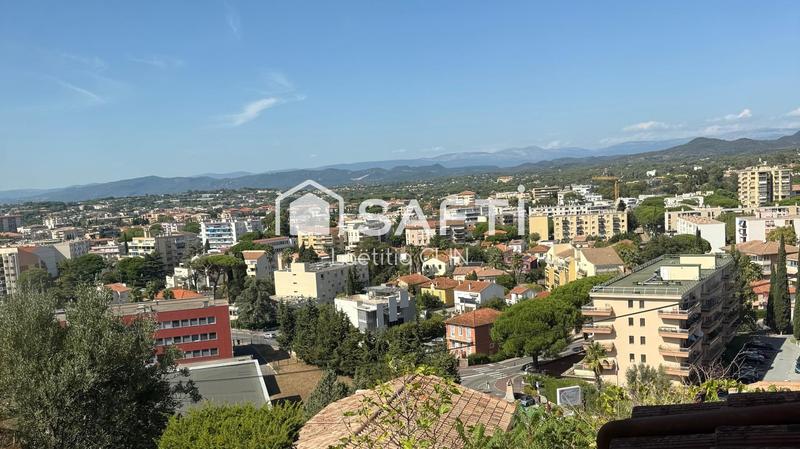 Maison - 190 m² - 9 pièces