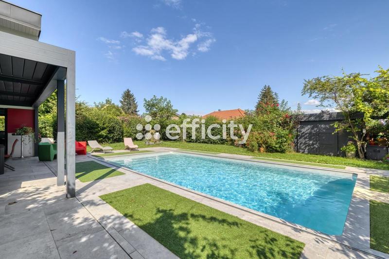 Maison - 197 m² - 6 pièces