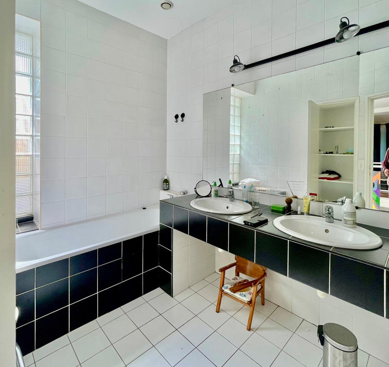 Loft - 97 m² - 3 pièces