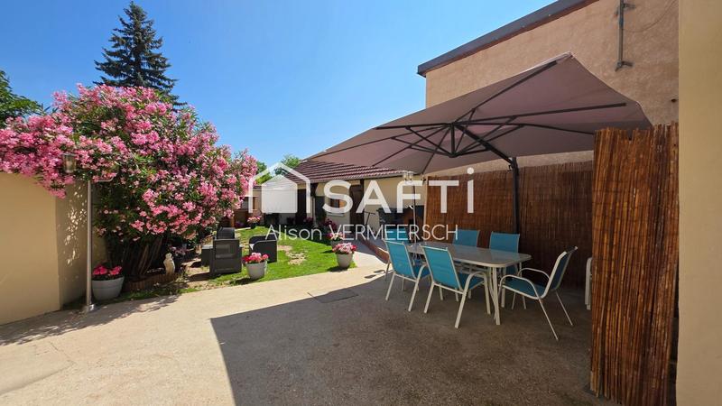 Maison - 121 m² - 5 pièces